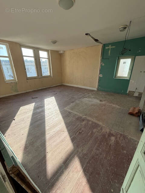 Appartement à SAINT-AIGULIN