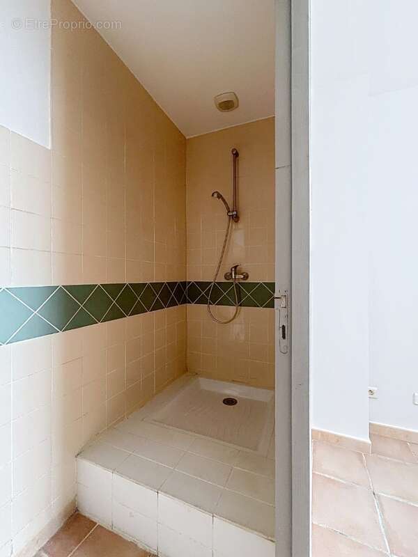 Appartement 36 m² à Montelimar  - photo 7