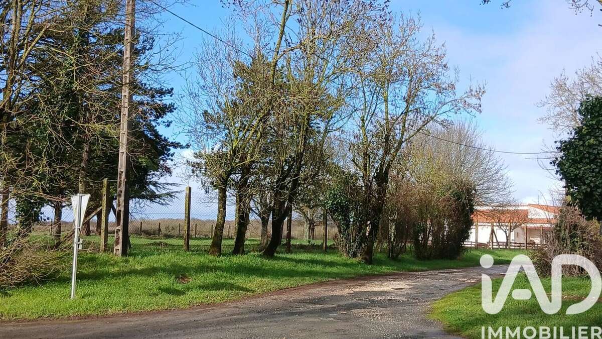 Photo 6 - Terrain à BOURGNEUF