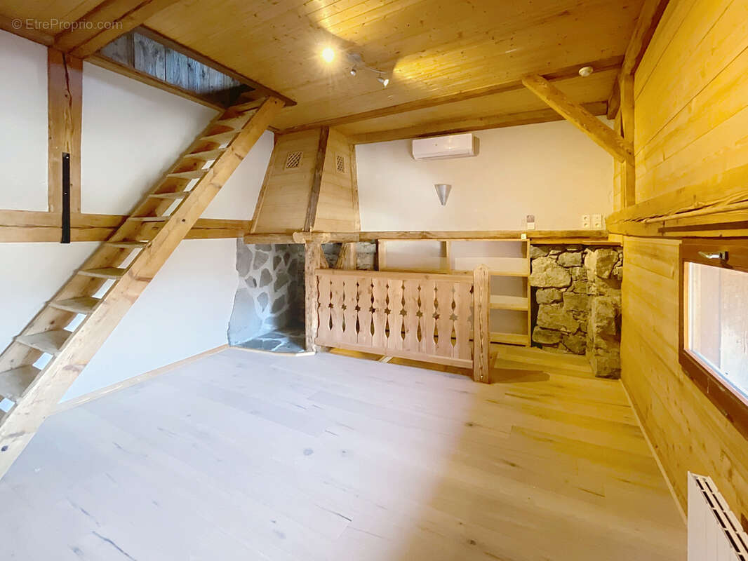 Appartement à DOUSSARD