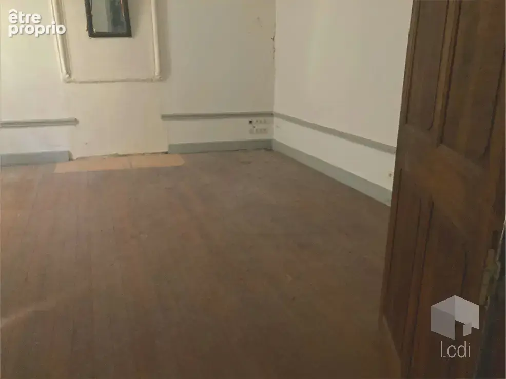 PUYGIRON, propriété sur un terrain de 50 000 m2 - photo 13