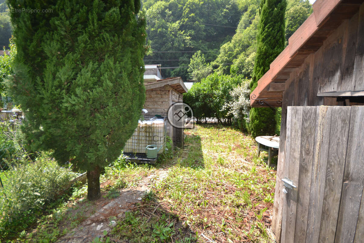 Appartement à DOMENE