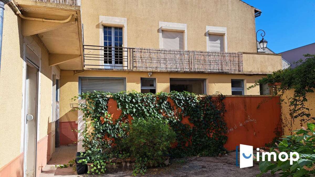 Appartement à FONTENAY-LE-COMTE