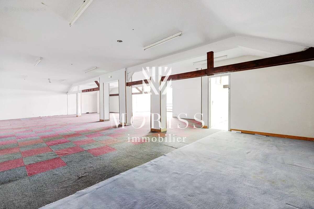 Commerce à SAINT-MAUR-DES-FOSSES