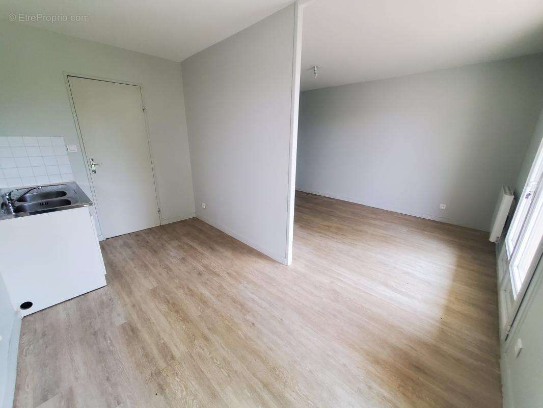 Appartement à LA CHAPELLE-BASSE-MER