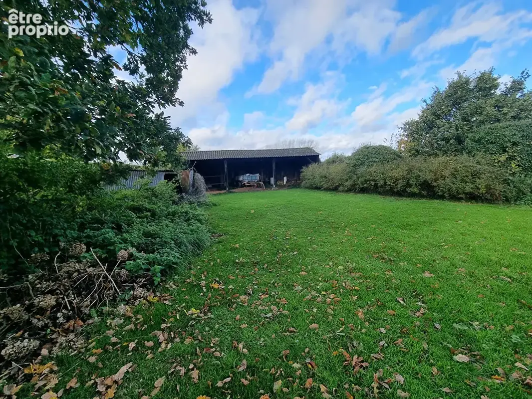 LOUARGAT, jolie longère en pierres avec dépendances et 3000 m2 de terrain - photo 9