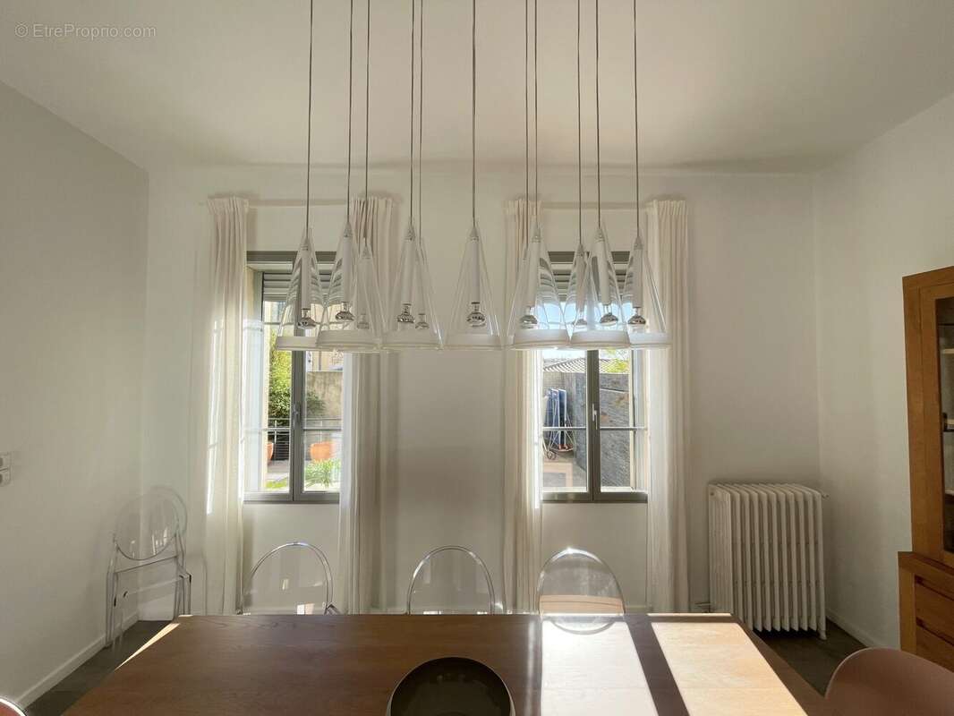 Maison 181 m² à Nimes  - photo 9
