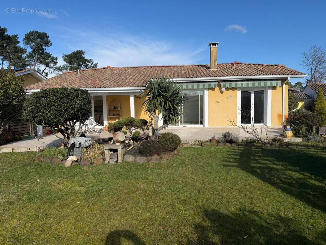 Photo 1 - Maison à LANTON
