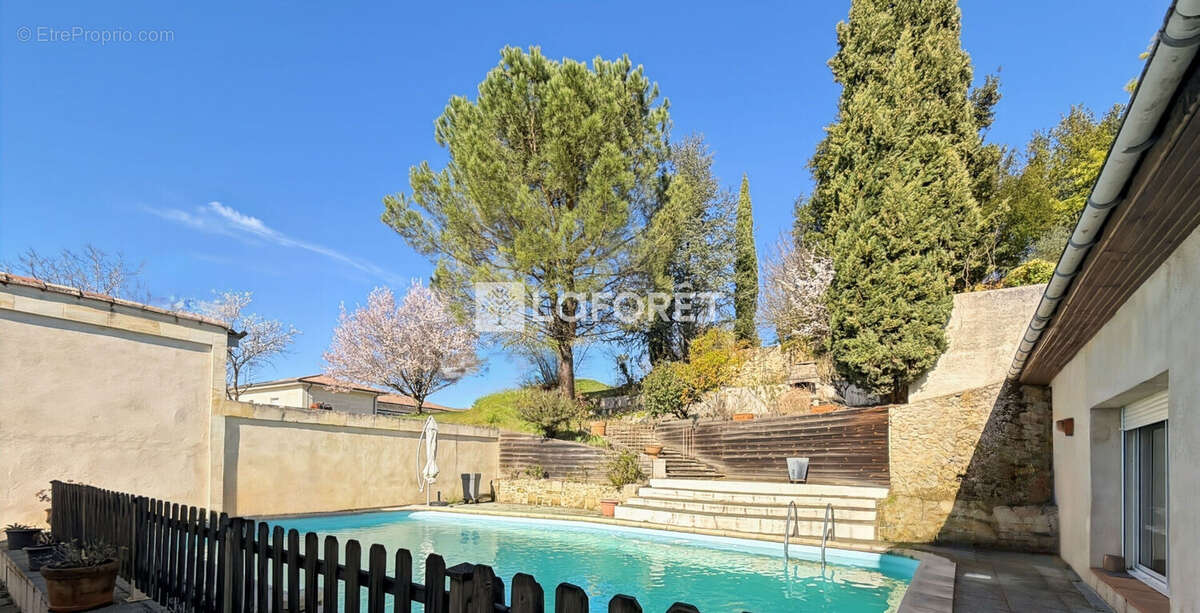 Maison à LUGON-ET-L'ILE-DU-CARNAY