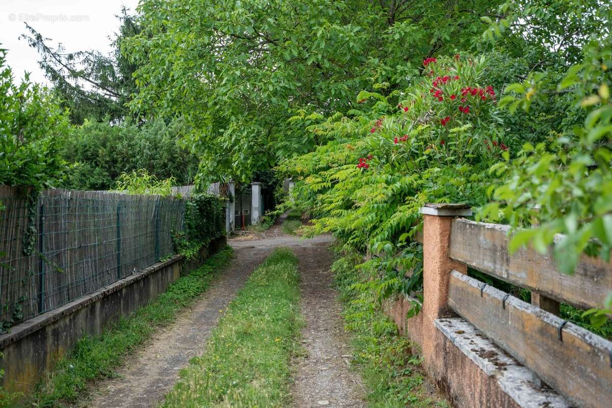 Maison de plain-pied à vendre 5 pièces VENISSIEUX (69) - photo 17