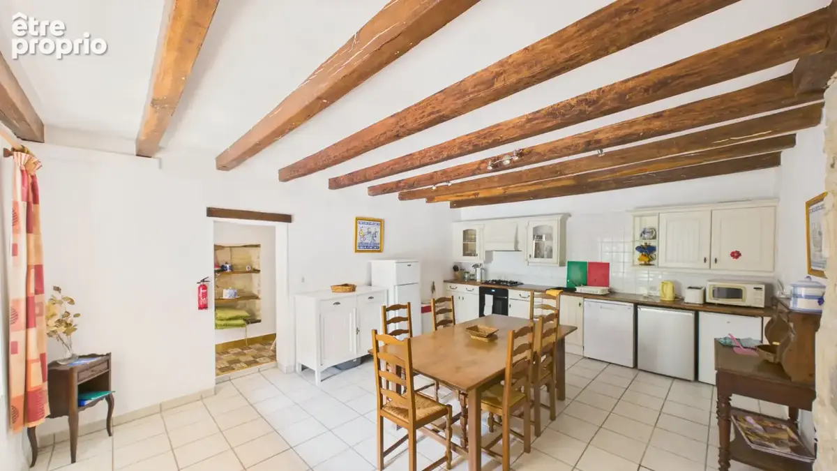Élégant manoir charentais avec gîtes, piscine chauffée et vaste terrain - photo 11