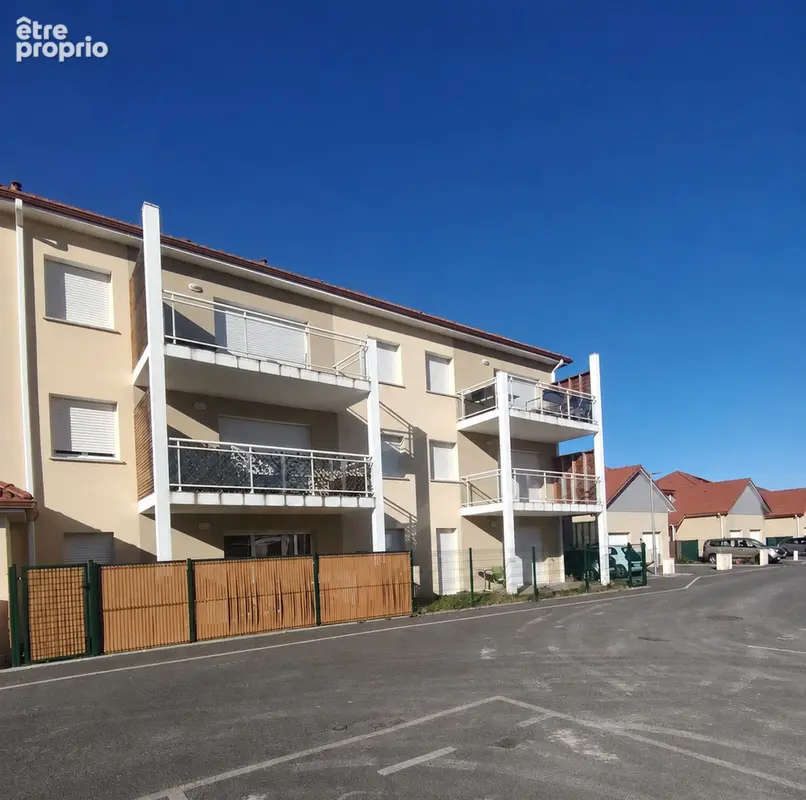 APPARTEMENT T3 Terrasse + place de parking - photo 6