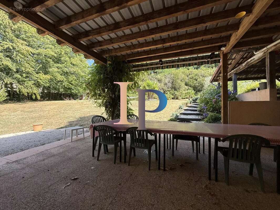 Ensemble immobilier de caractere - photo 16