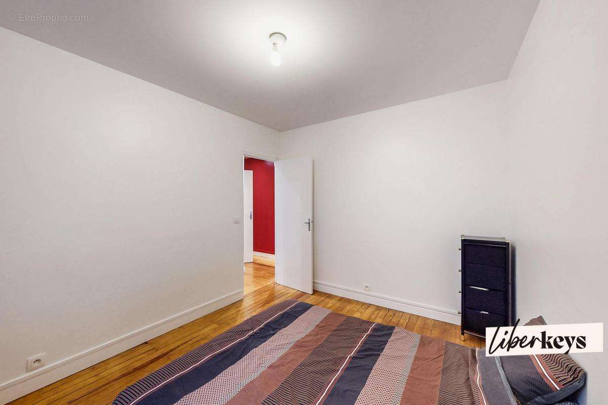 Appartement à PARIS-14E