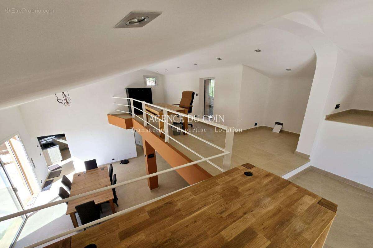 Maison à DRAGUIGNAN