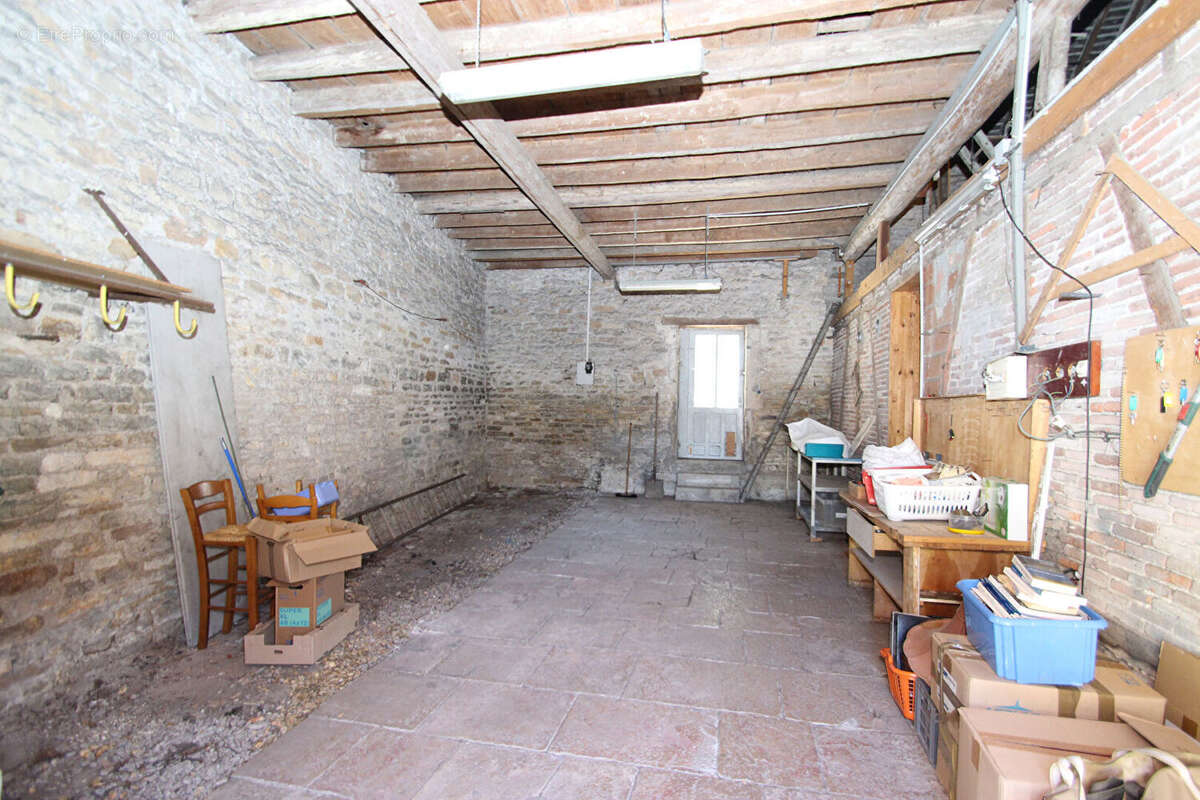Maison de village en pierres - photo 7