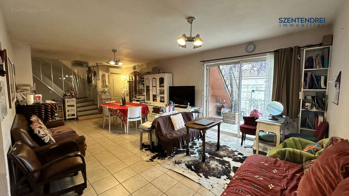 À vendre Maison T6 avec garage Lunel Nord  - Maison à LUNEL