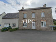 Maison à PLOUNEVEZ-QUINTIN