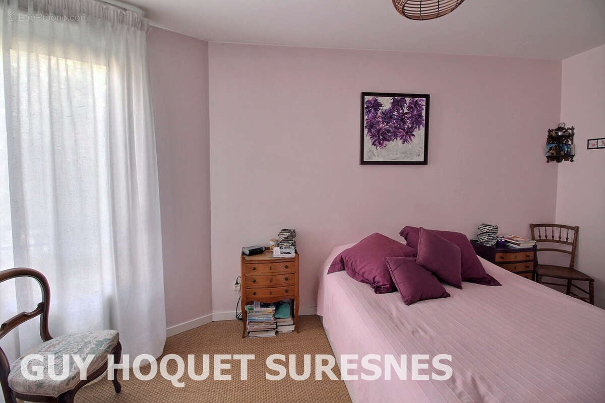Appartement à SURESNES