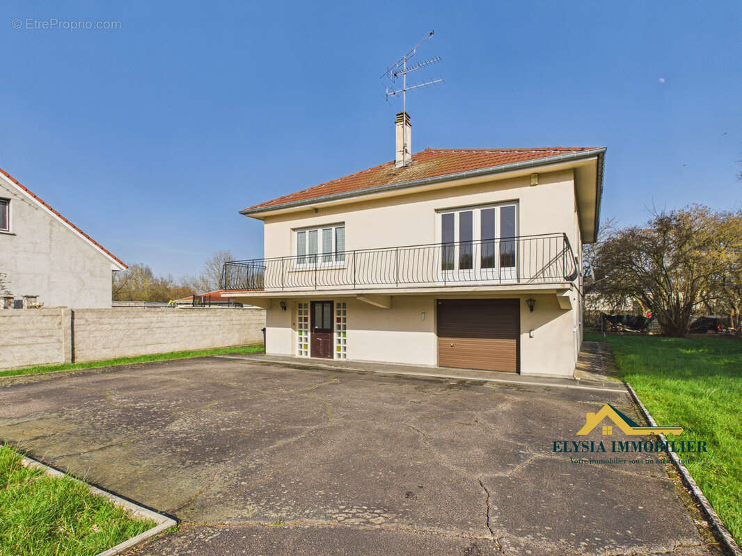 Maison à VANDIERES