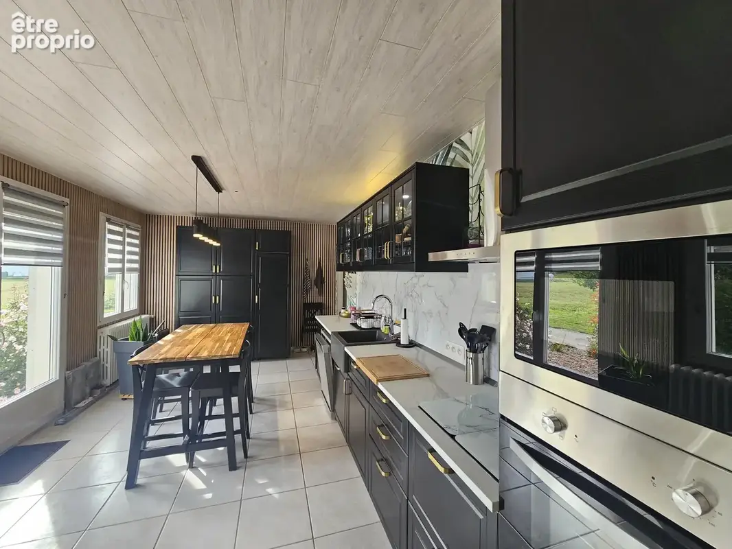 Maison à VERCEL-VILLEDIEU-LE-CAMP