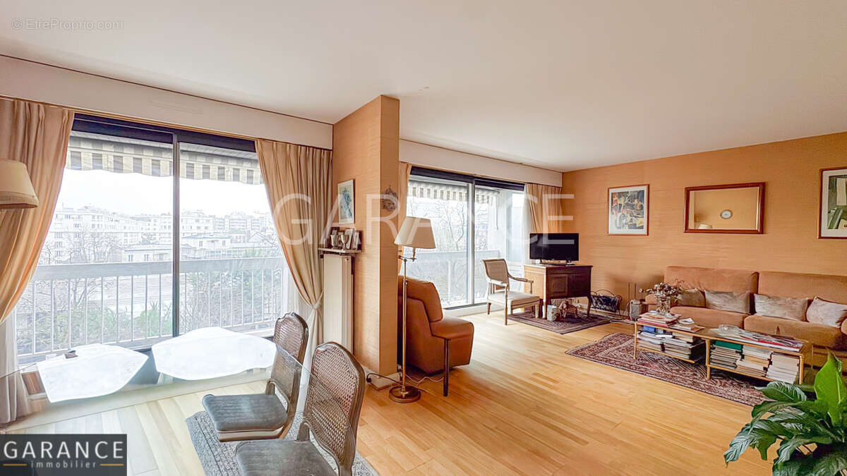 Appartement à PARIS-13E