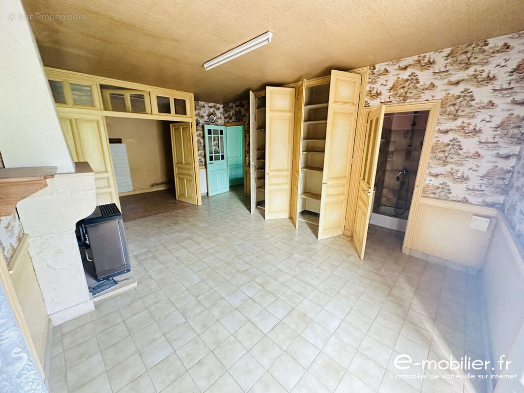 Maison à CHAUFFAILLES