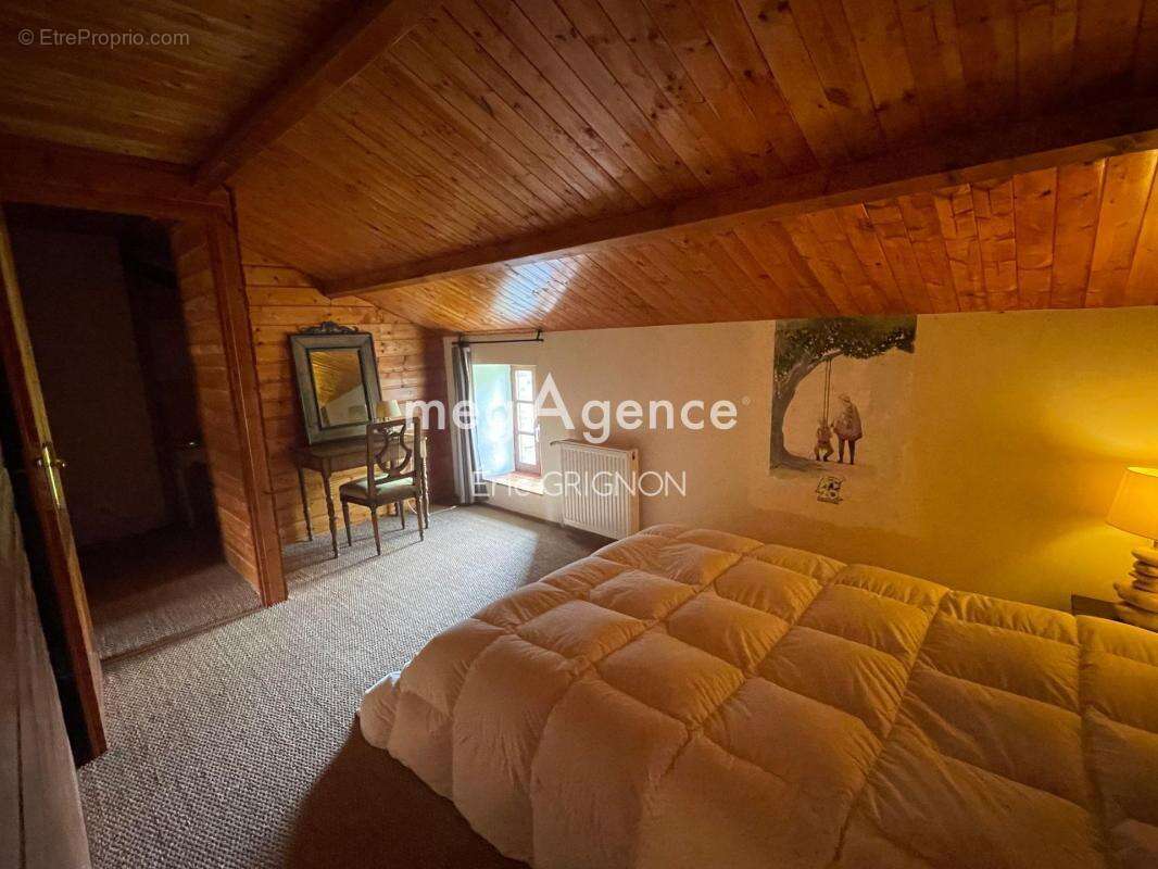 Maison à NIEUL-LE-DOLENT