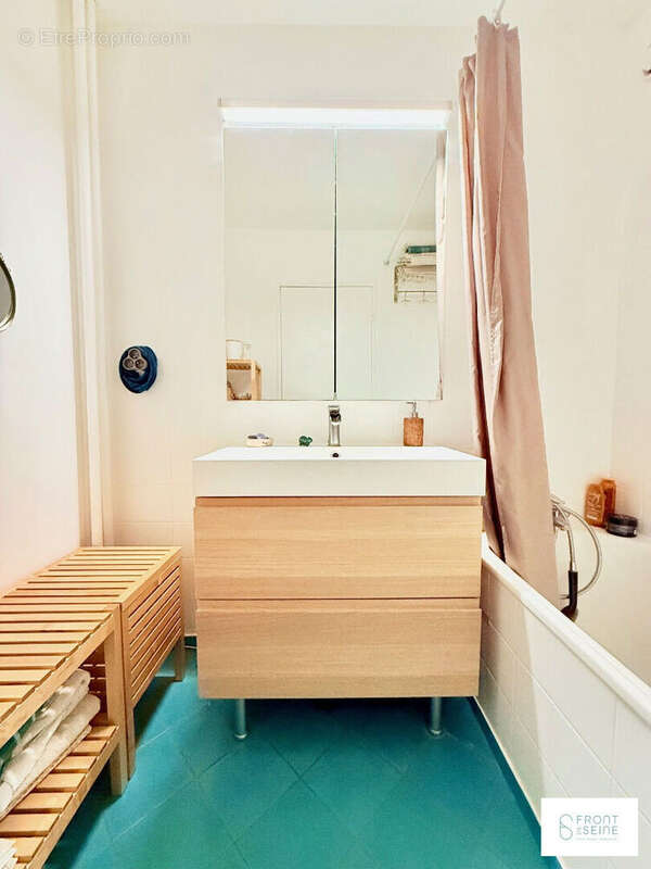 Appartement à NANTERRE