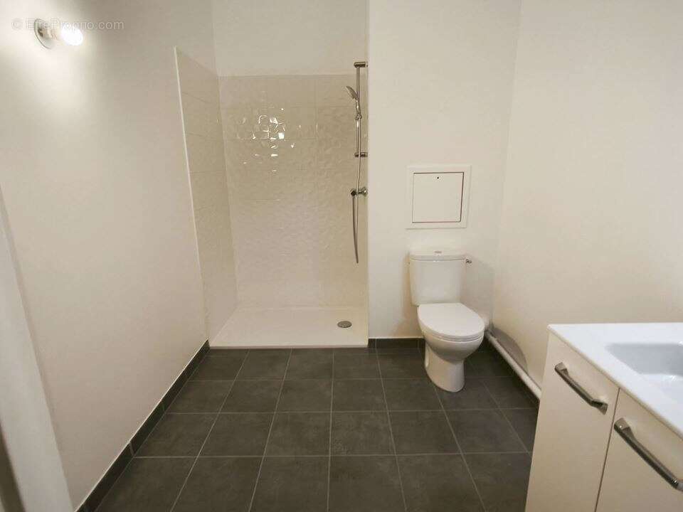 Appartement à PARIS-19E