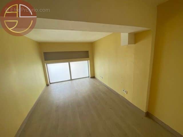 Commerce à COLOMIERS