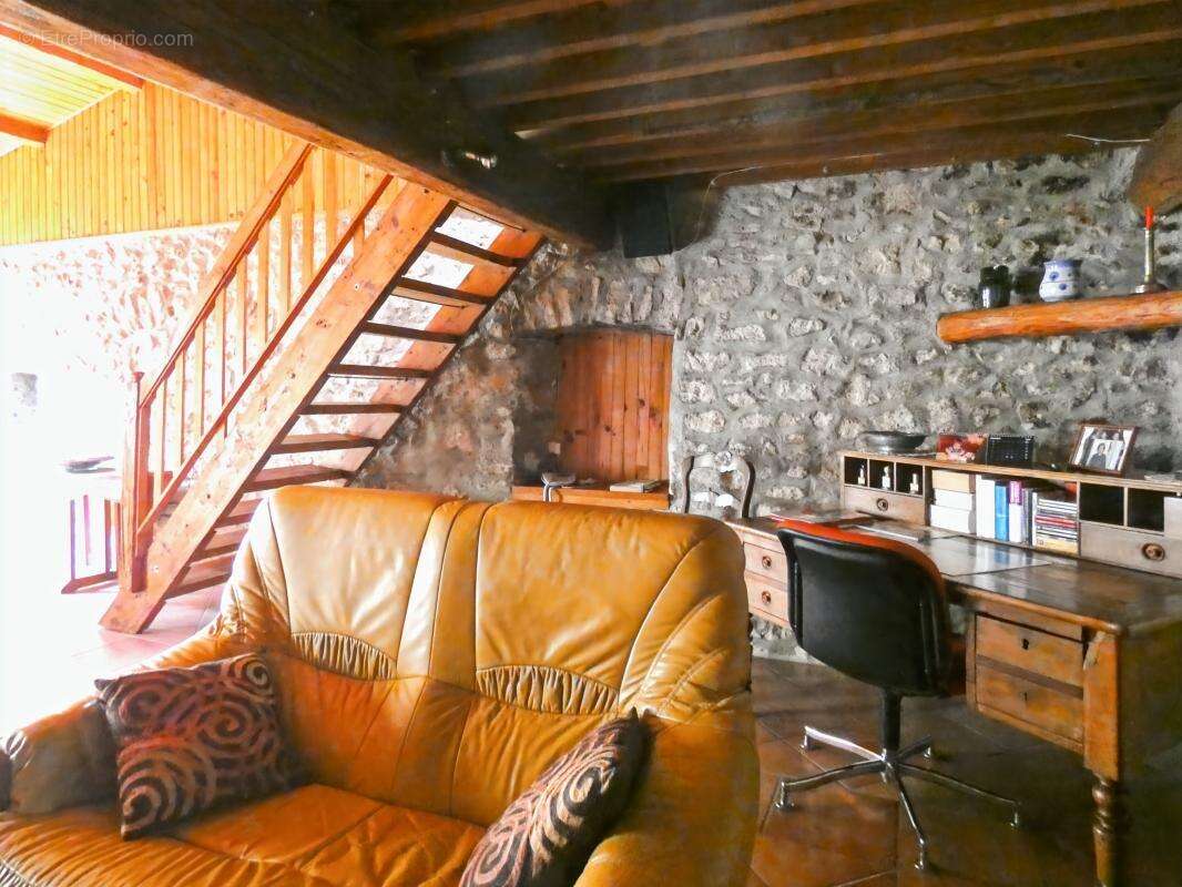 Maison à SAINT-MICHEL-D&#039;EUZET