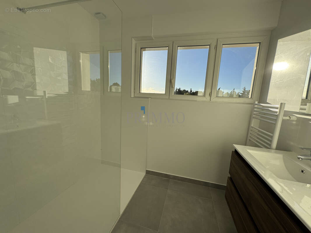 2 appartements rénovés avec vue mer - photo 9