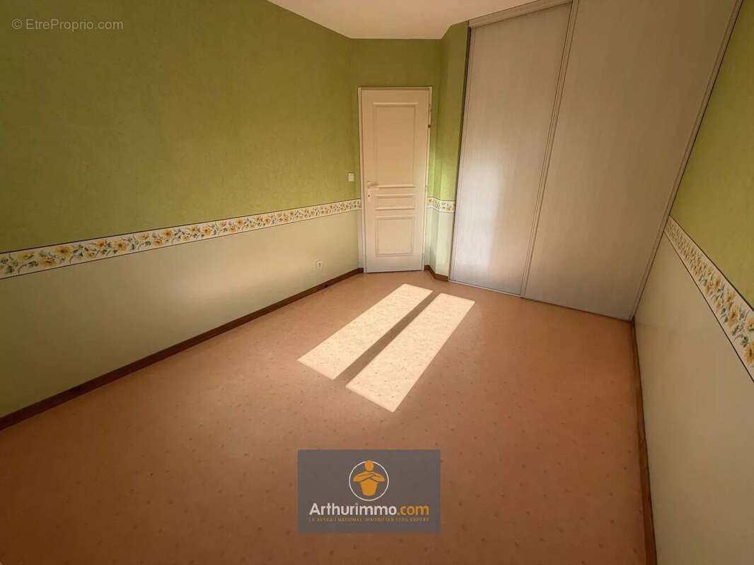 Maison à LA RONDE
