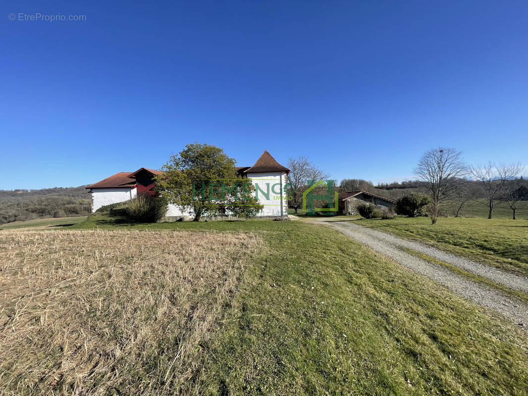Maison à DOMEZAIN-BERRAUTE
