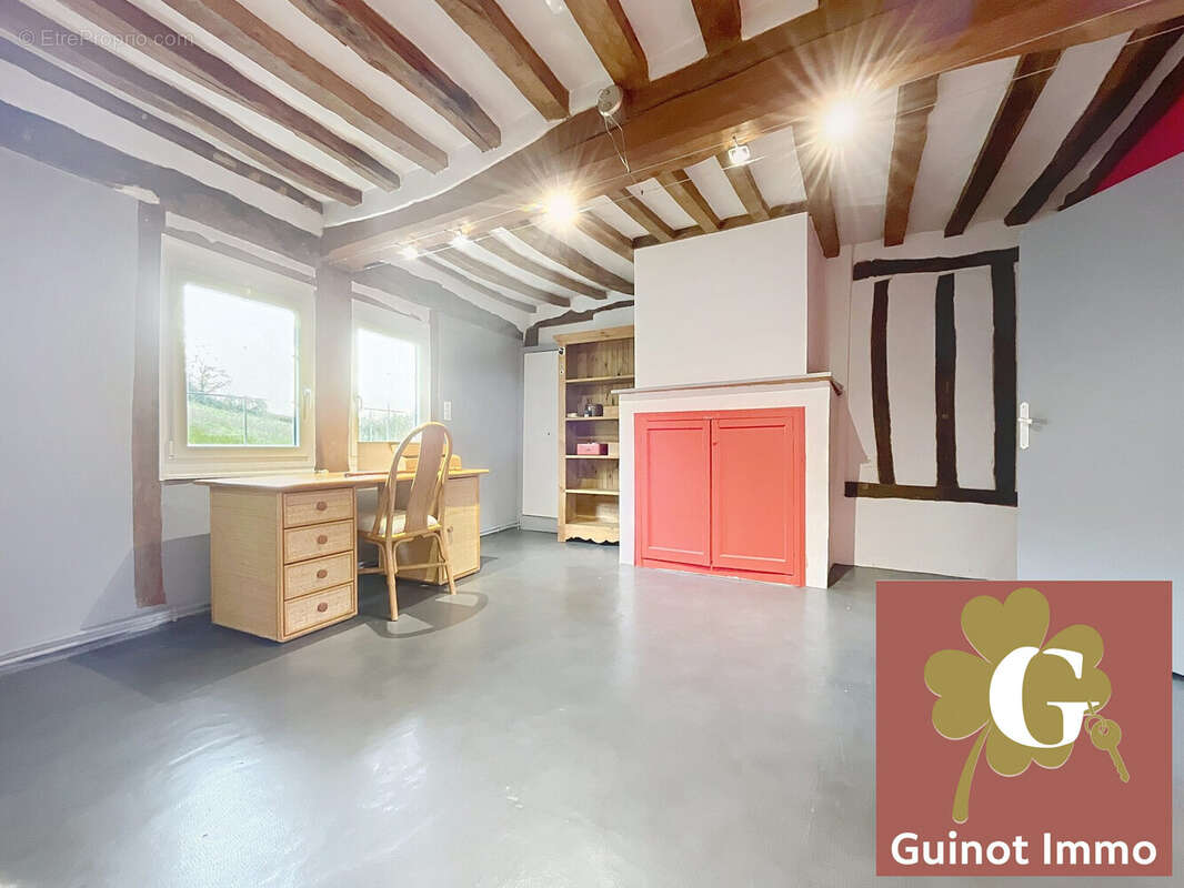 Maison à LILLEBONNE