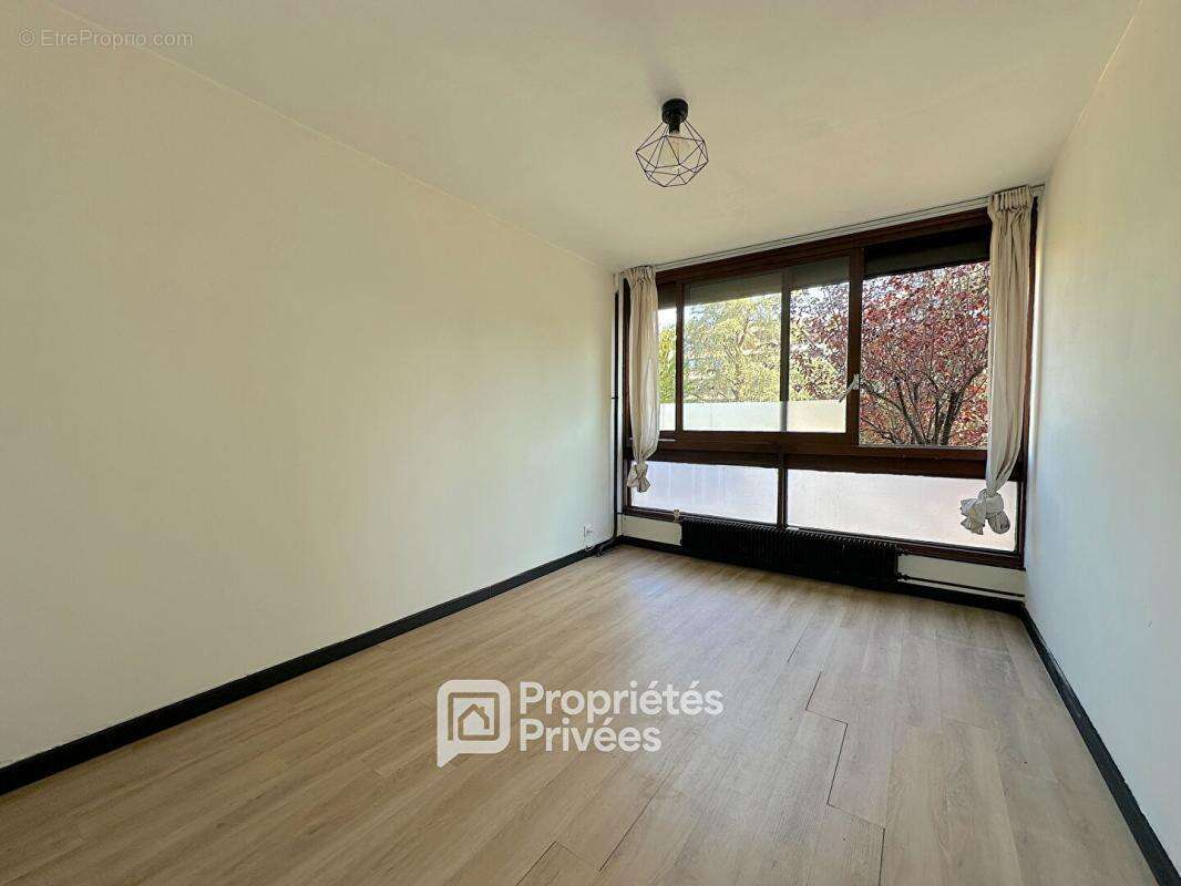 Appartement 4 pièces 79 m2 avec balcon, parking et cave - photo 10