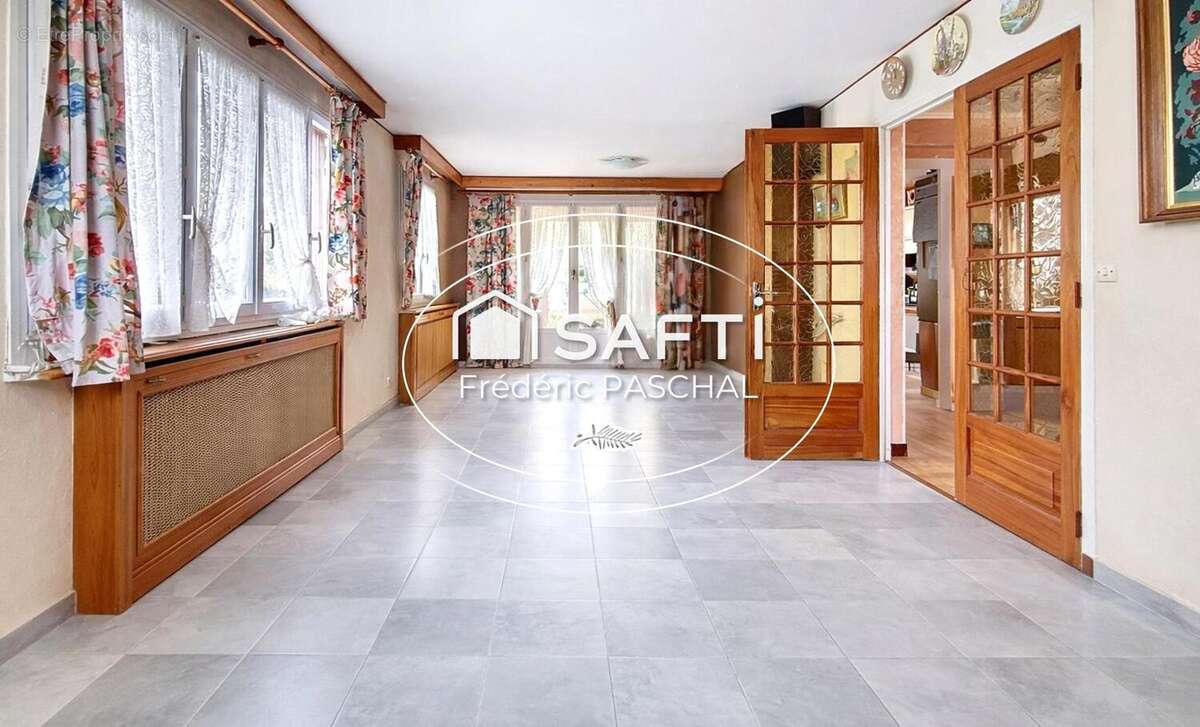 Photo 3 - Maison à RUEIL-MALMAISON