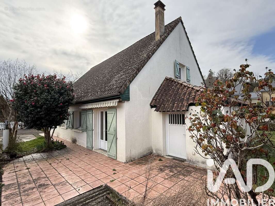 Photo 3 - Maison à SAINT-PANTALEON-DE-LARCHE