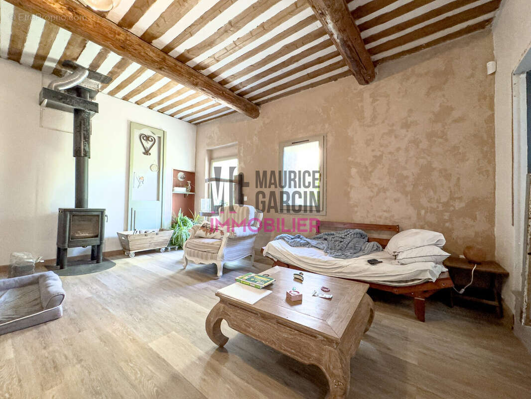 Maison à CHEVAL-BLANC