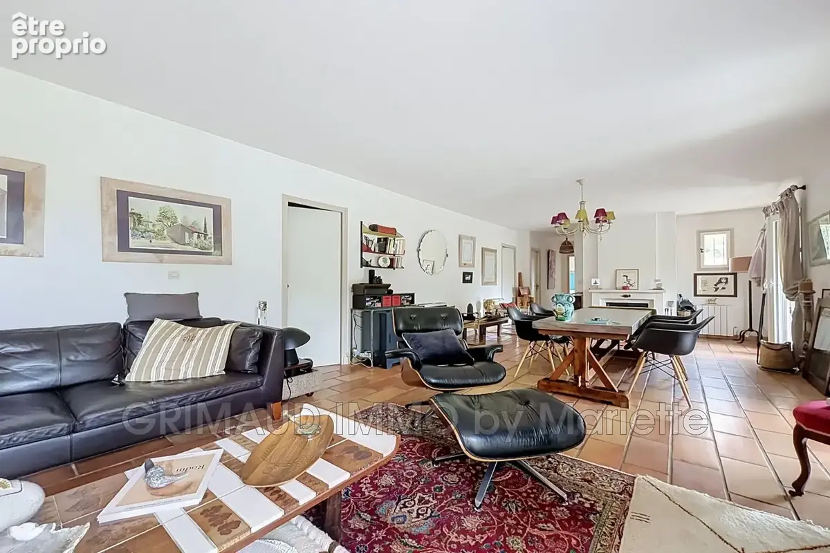 Maison 6 pièces 128 m² à vendre à La Garde-Freinet (83680) - photo 9
