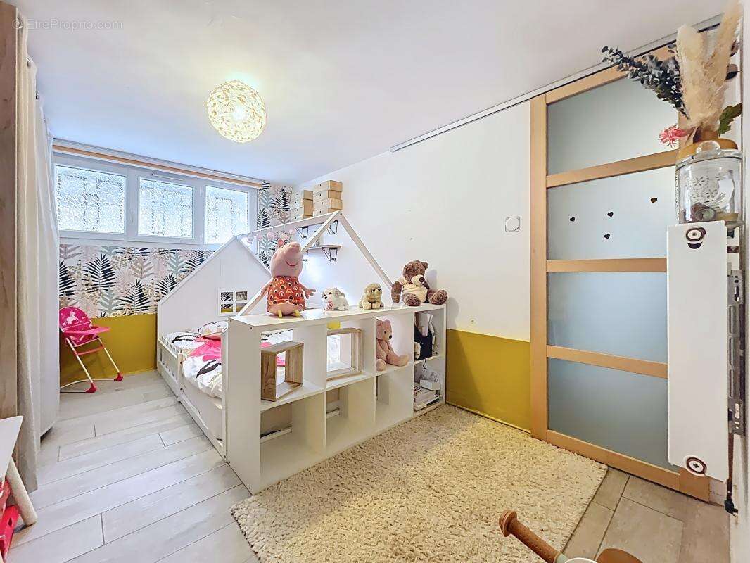 Maison à BOURG-LES-VALENCE