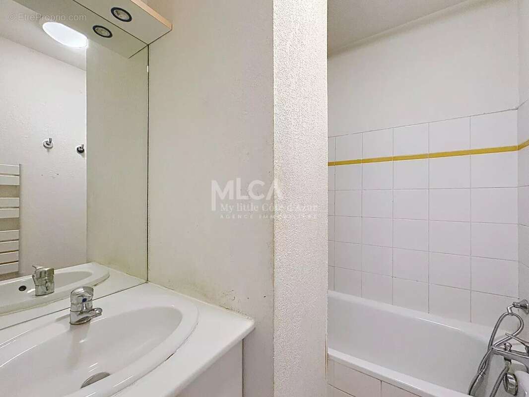 Appartement à SAINT-ETIENNE-DE-TINEE