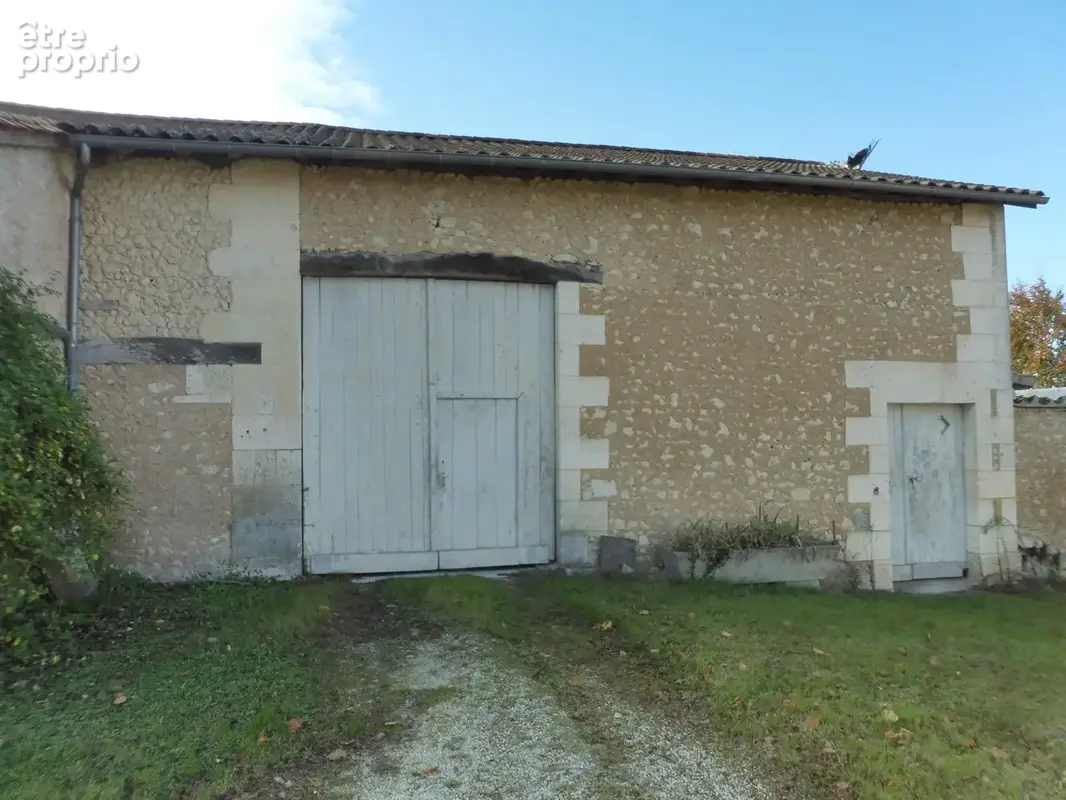 Riberac proche commerces, belle vue - photo 3