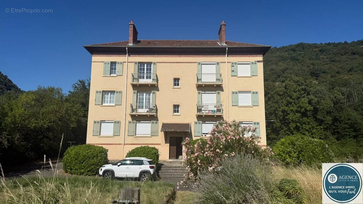 Appartement à PEYRAUD