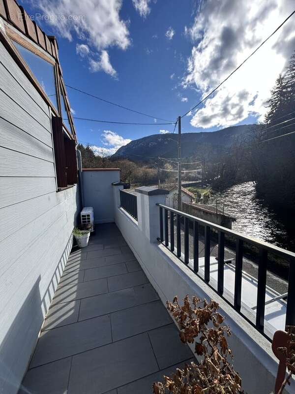 terrasse  - Maison à QUILLAN