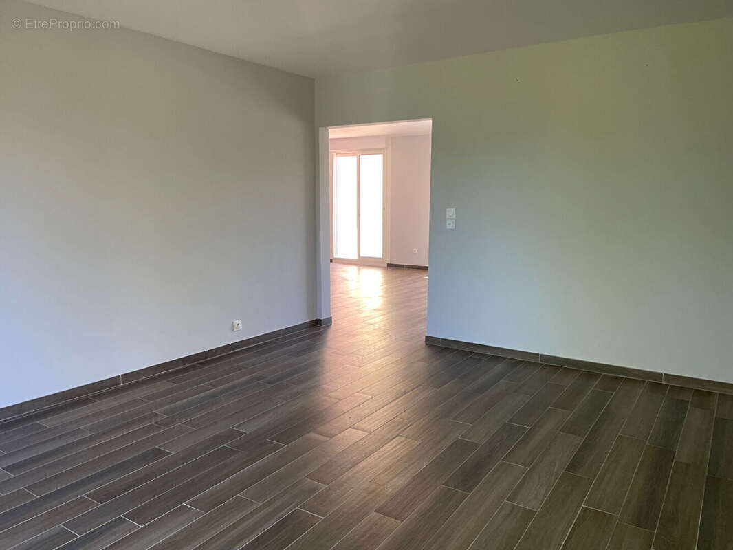 Appartement à DRAGUIGNAN