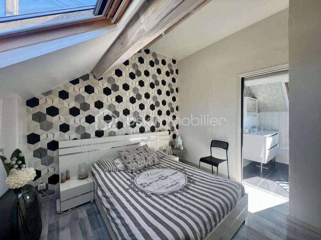 Maison à BAZOCHES-LES-GALLERANDES