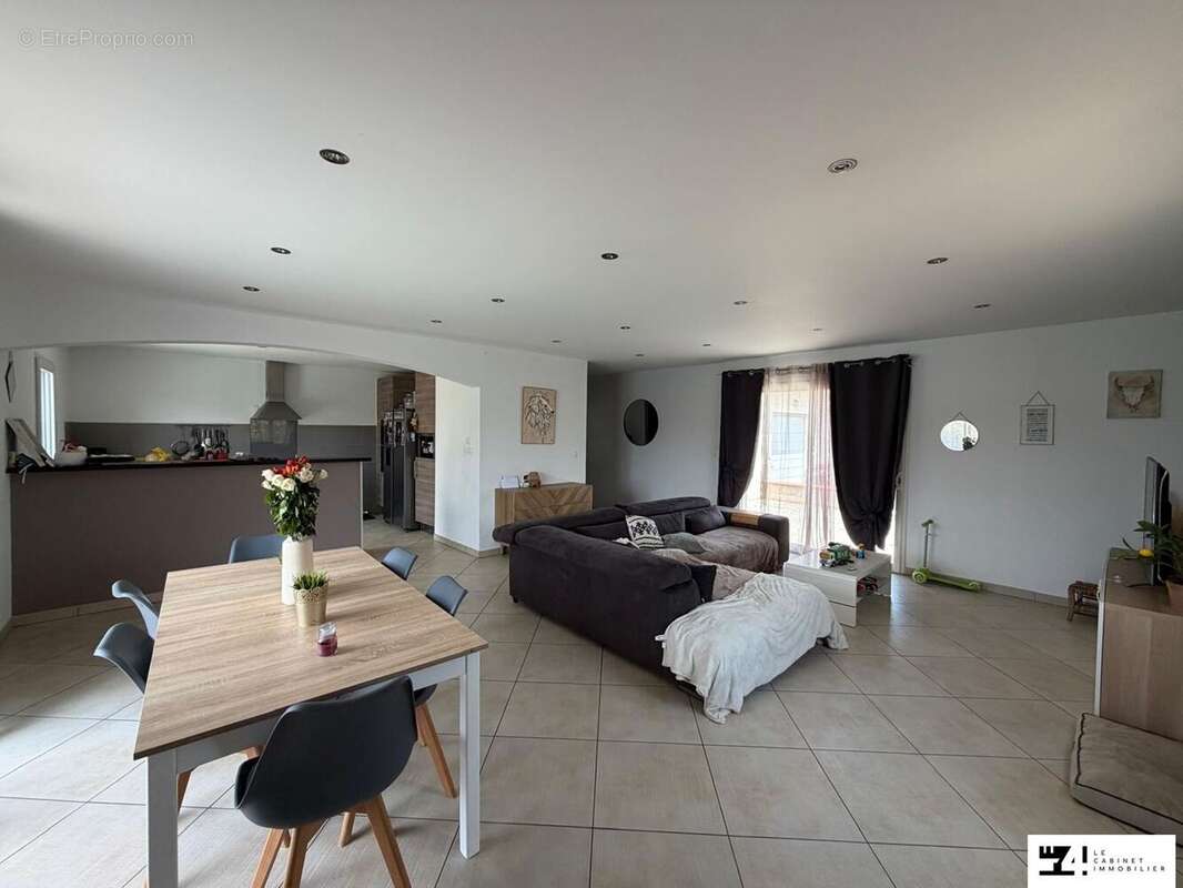 Maison 115 m² à Saint-Clar-De-Riviere  - photo 2