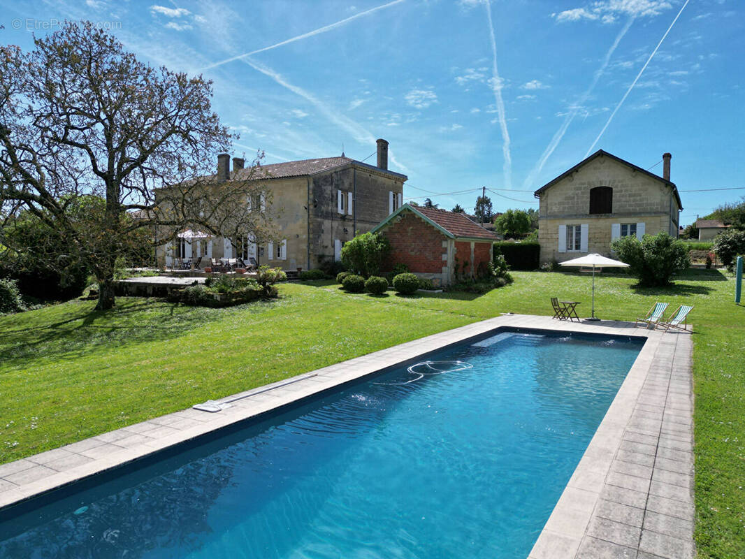 Maison à BLAYE